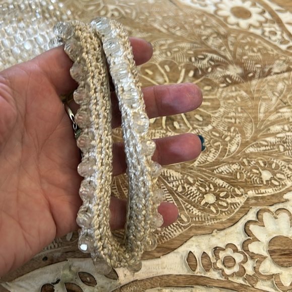 VINTAGE HANDMADE IN HONG KONG BEADED KNITED EXPANDABLE HANDBAG - Picture 5 of 12